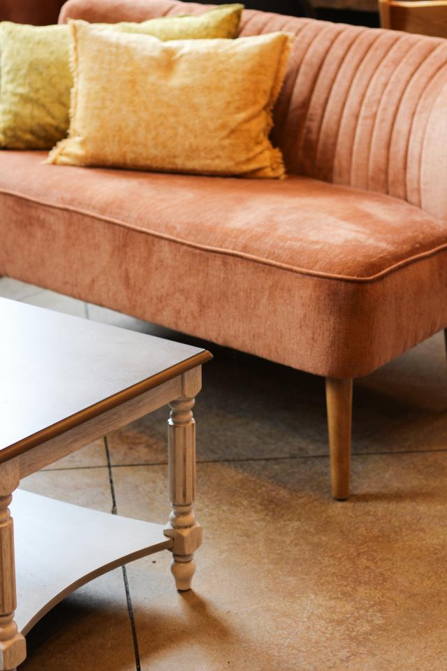 Retro-Vintage Loveseat