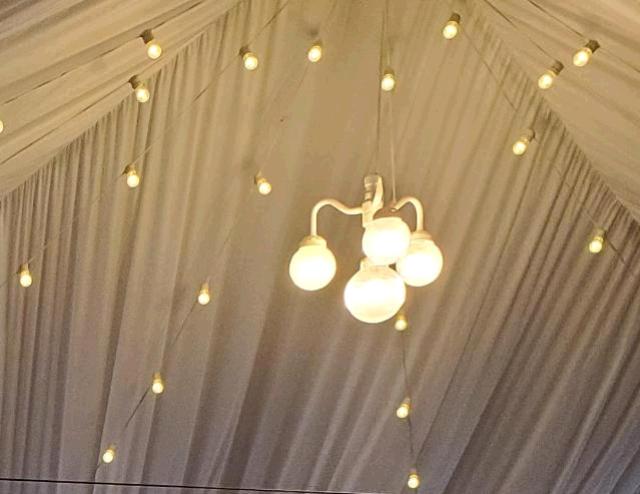 Chandelier 4 Globe